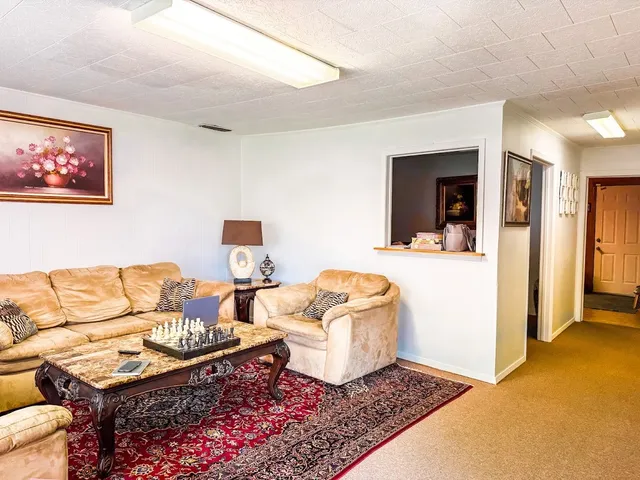 $140,000 | 552 East Commerce Street, Fairfield, TX 75840