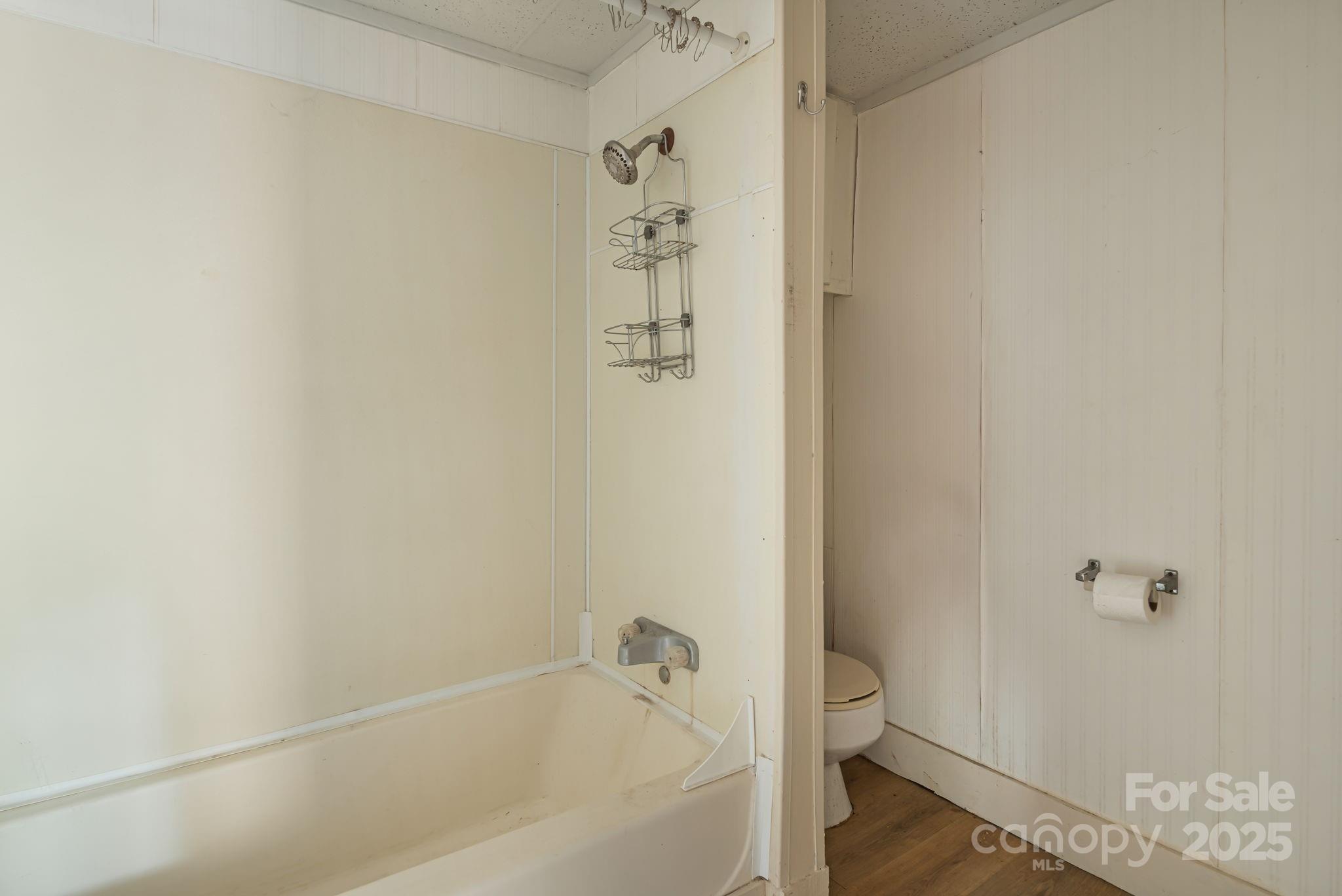 18 Bianca Way Alexander, NC 28701 - Photo 13 of 30 a bathroom with a bathtub