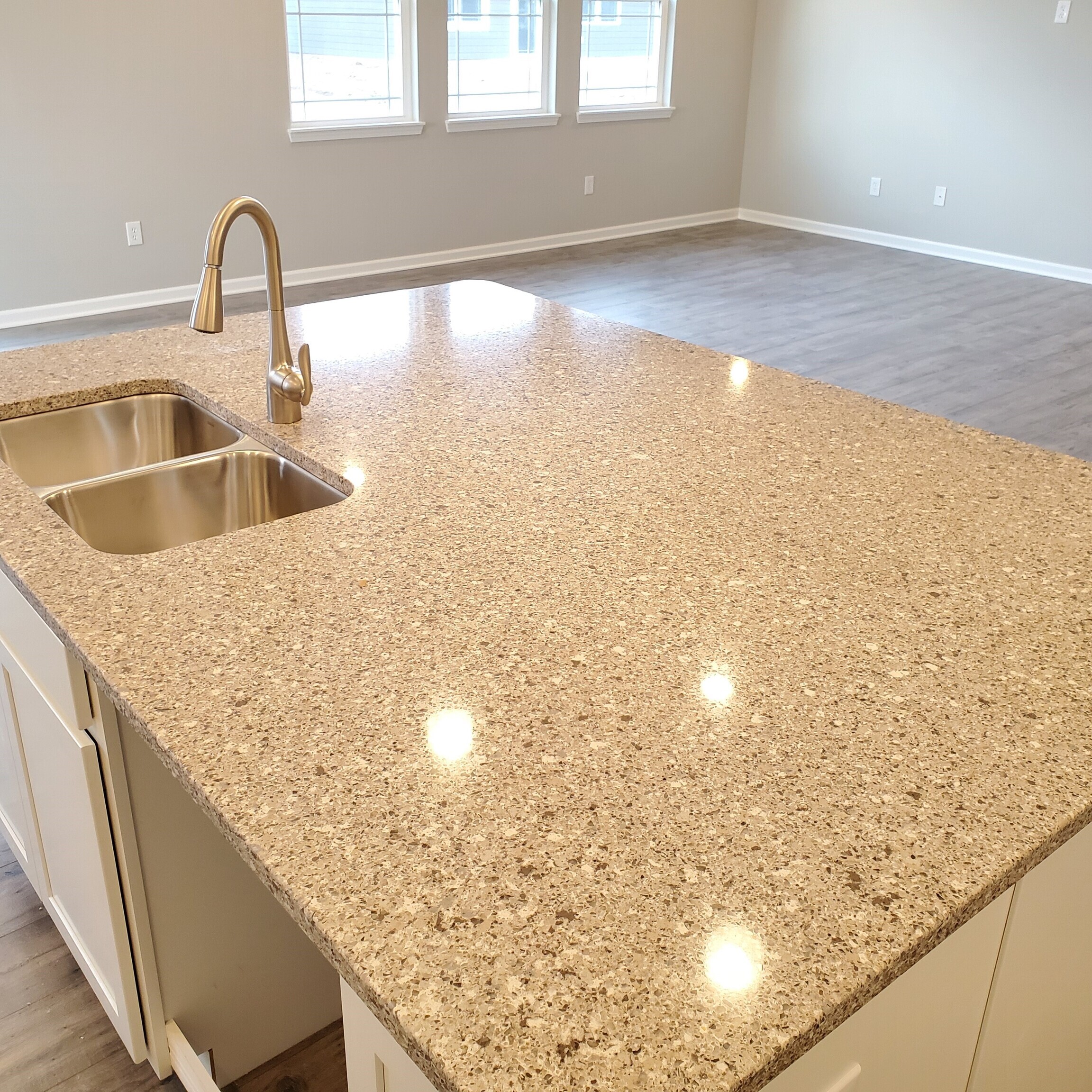 370 Limerick Lane Pendleton, IN 46064 - Photo 3 of 14