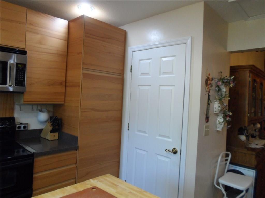 2919 Derr Road Springfield, OH 45503 - Photo 15 of 49 Gallery Image 15