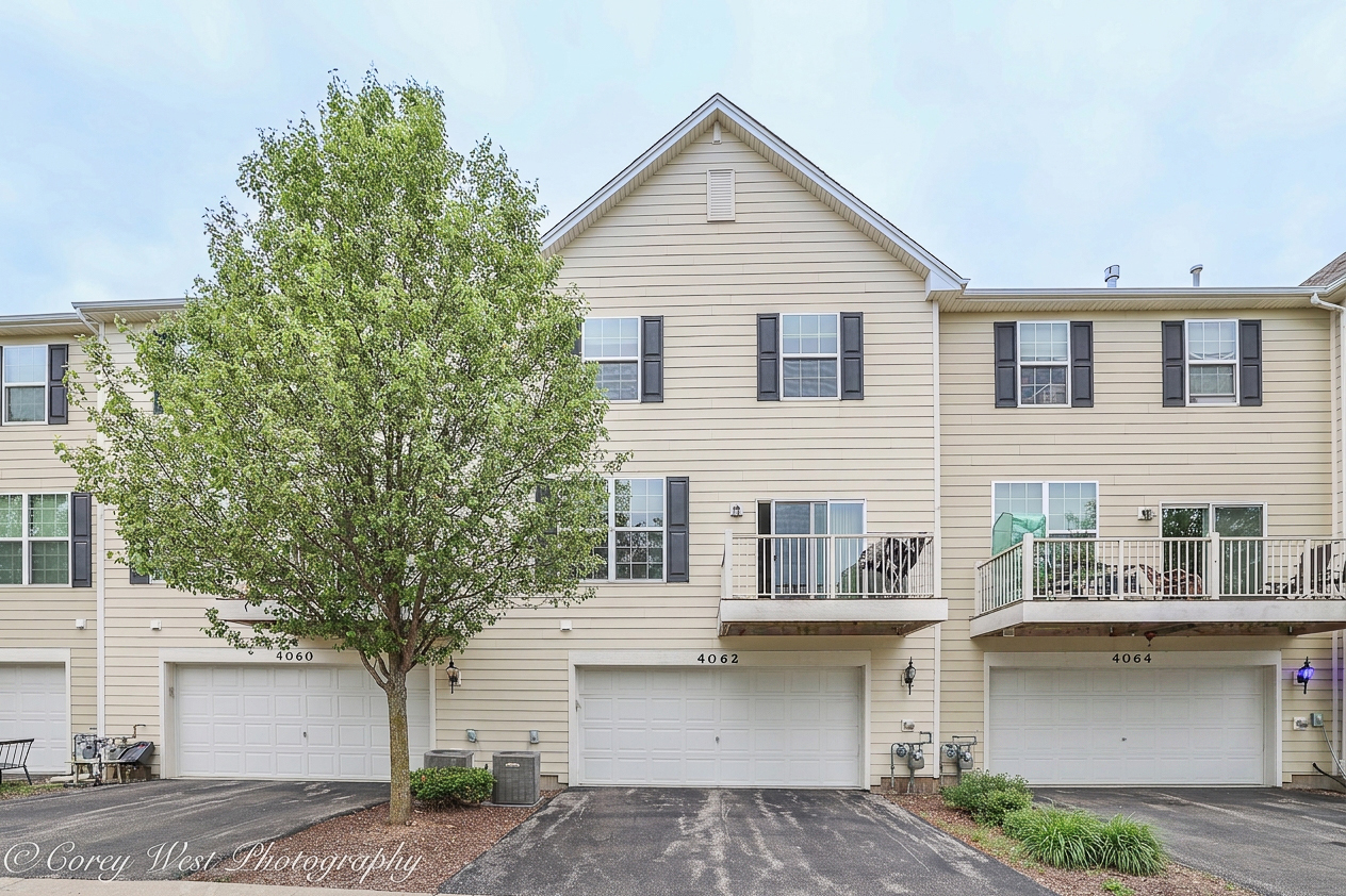 4062 Pompton Avenue Elgin, IL 60124 - Photo 38 of 41