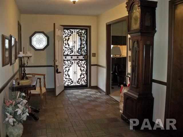 99 Maple Ridge Drive Morton, IL 61550 - Photo 3 of 15 Gallery Image 3