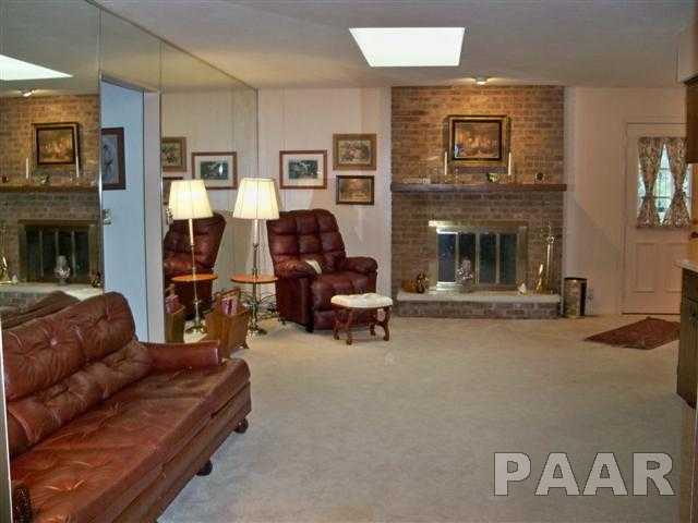 99 Maple Ridge Drive Morton, IL 61550 - Photo 9 of 15 Gallery Image 9