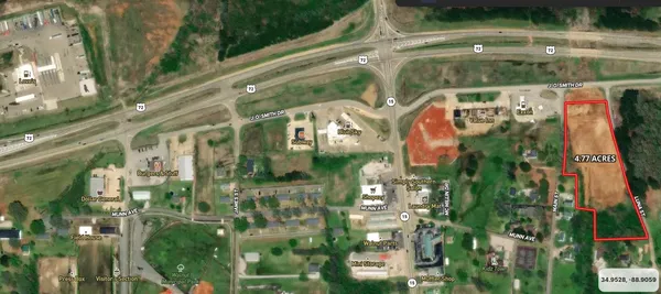 a view of a yard