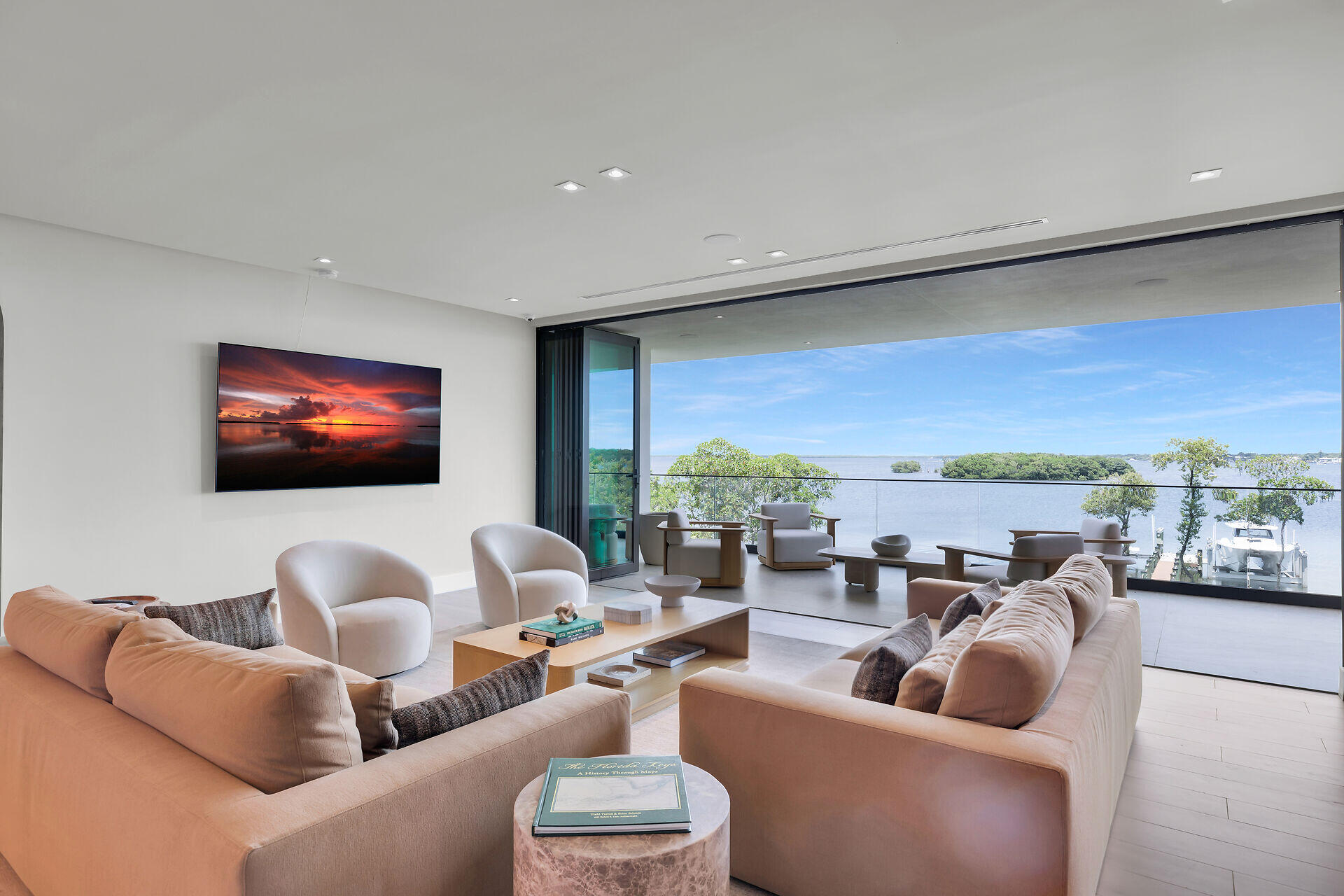 39 Mutiny Place Key Largo, FL 33037 - Photo 46 of 115 20 Foot Bifold Doors