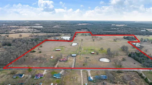 $924,900 | 9216 Farm Road 195, Paris, TX 75462