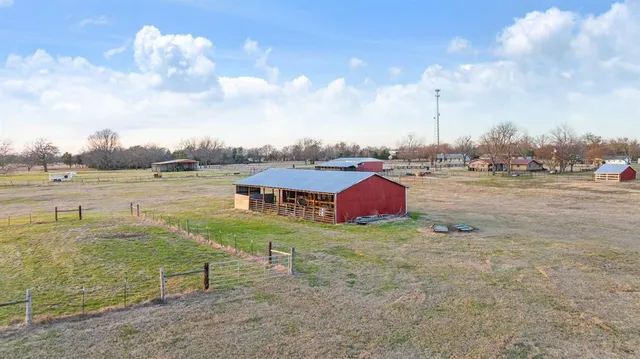 $924,900 | 9216 Farm Road 195, Paris, TX 75462