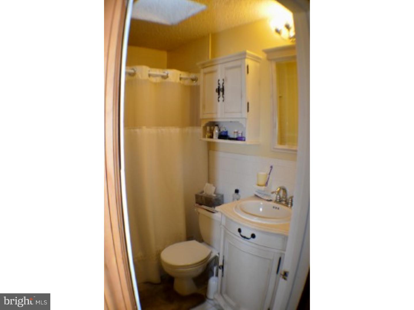 871 West Browning Road Bellmawr, NJ 08031 - Photo 11 of 18 Bathroom