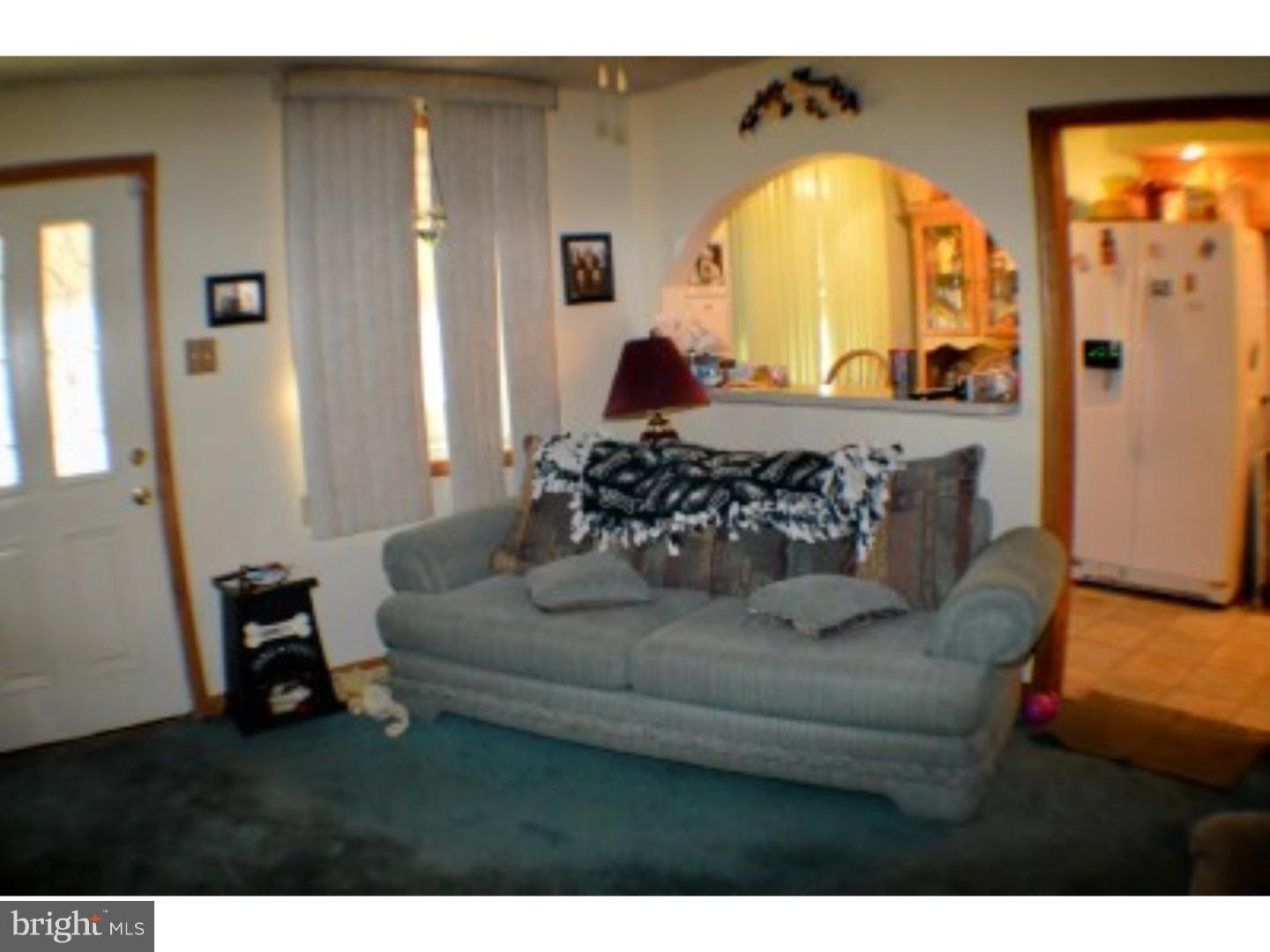 871 West Browning Road Bellmawr, NJ 08031 - Photo 5 of 18 Living Room