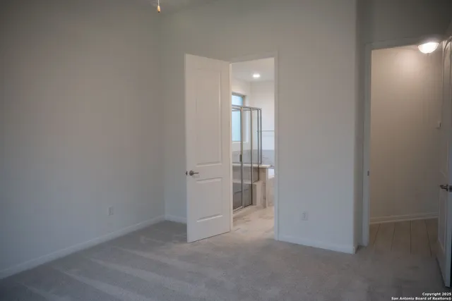 $3,000 | 25043 Las Pilas, San Antonio, TX 78261