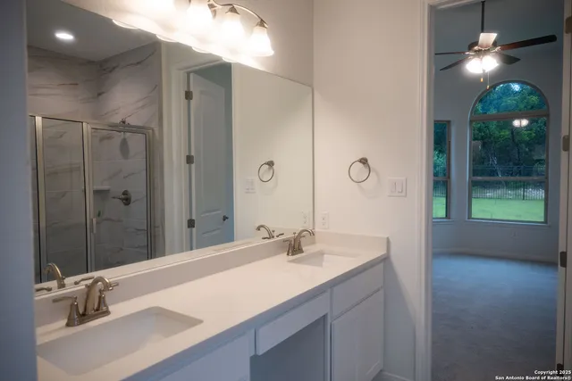 $3,000 | 25043 Las Pilas, San Antonio, TX 78261