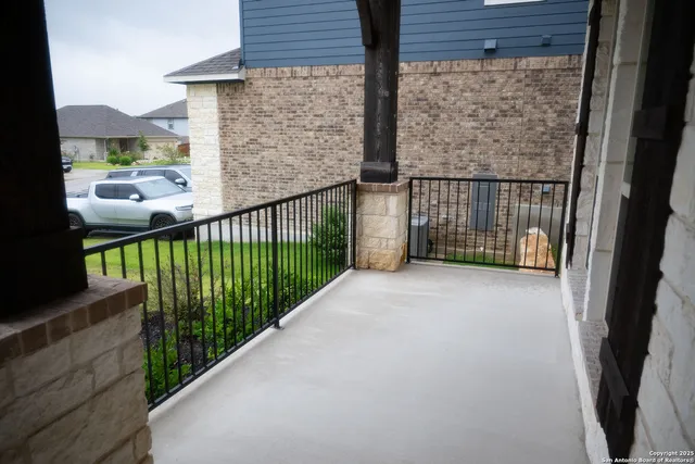 $3,000 | 25043 Las Pilas, San Antonio, TX 78261