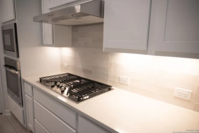 $3,000 | 25043 Las Pilas, San Antonio, TX 78261