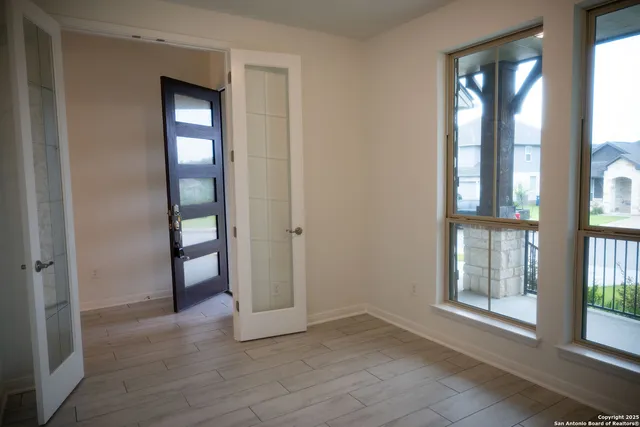 $3,000 | 25043 Las Pilas, San Antonio, TX 78261