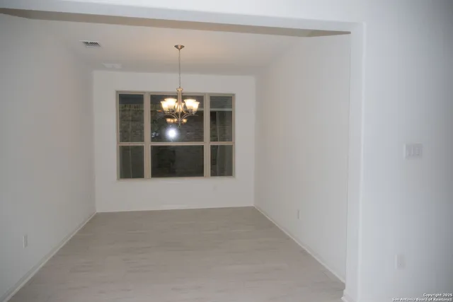 $3,000 | 25043 Las Pilas, San Antonio, TX 78261