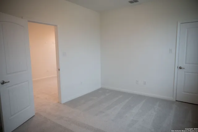 $3,000 | 25043 Las Pilas, San Antonio, TX 78261