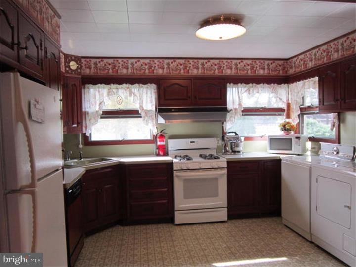 1 Stagecoach Road Vincentown, NJ 08088 - Photo 8 of 21 Kitchen
