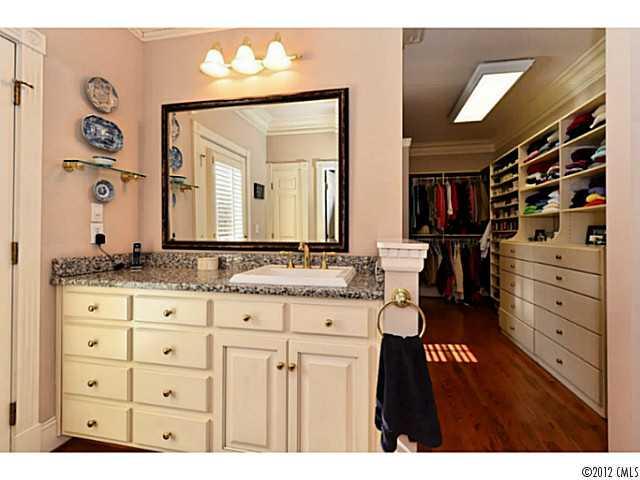 1536 South Wendover Road Charlotte, NC 28211 - Photo 14 of 16 Gallery Image 14