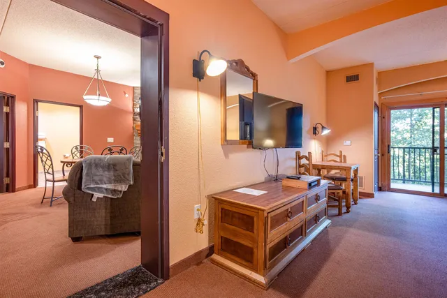 $214,900 | 2411 River Wisconsin Dells Wi 53965, Unit 2251, Wisconsin Dells, WI 53965