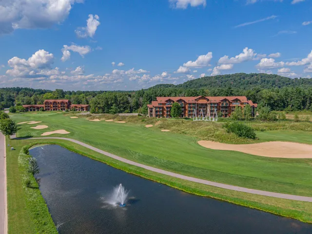 $214,900 | 2411 River Wisconsin Dells Wi 53965, Unit 2251, Wisconsin Dells, WI 53965