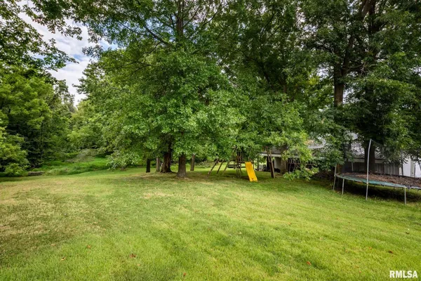 $165,000 | 522 North Division Street, Carterville, IL 62918