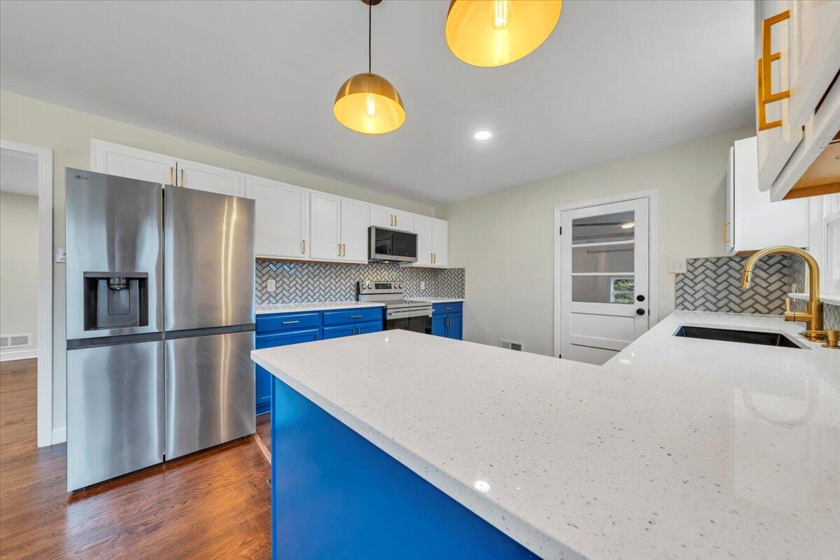 3417 Windsor Road Roanoke, VA 24018 - Photo 10 of 55 10-MIB00129
