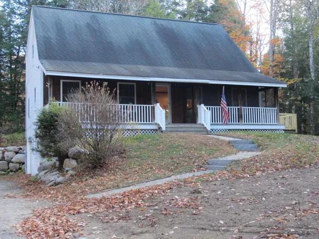 $544,900 | 114 Ledgewood Terrace, Bristol, NH 03222