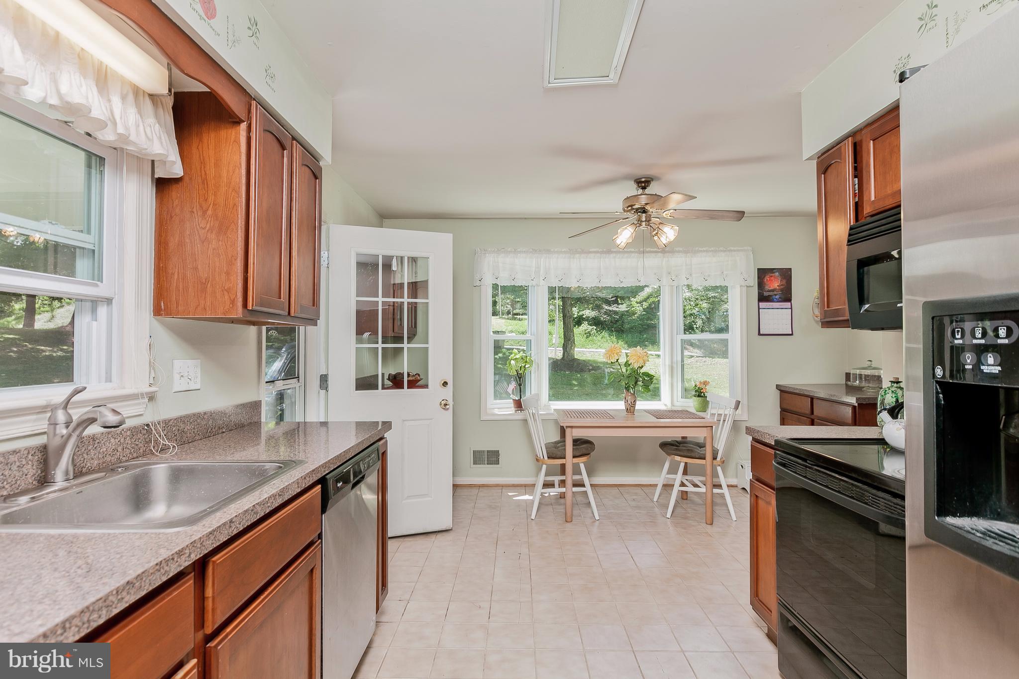 10117 Clearspring Road Damascus, MD 20872 - Photo 12 of 30 Kitchen