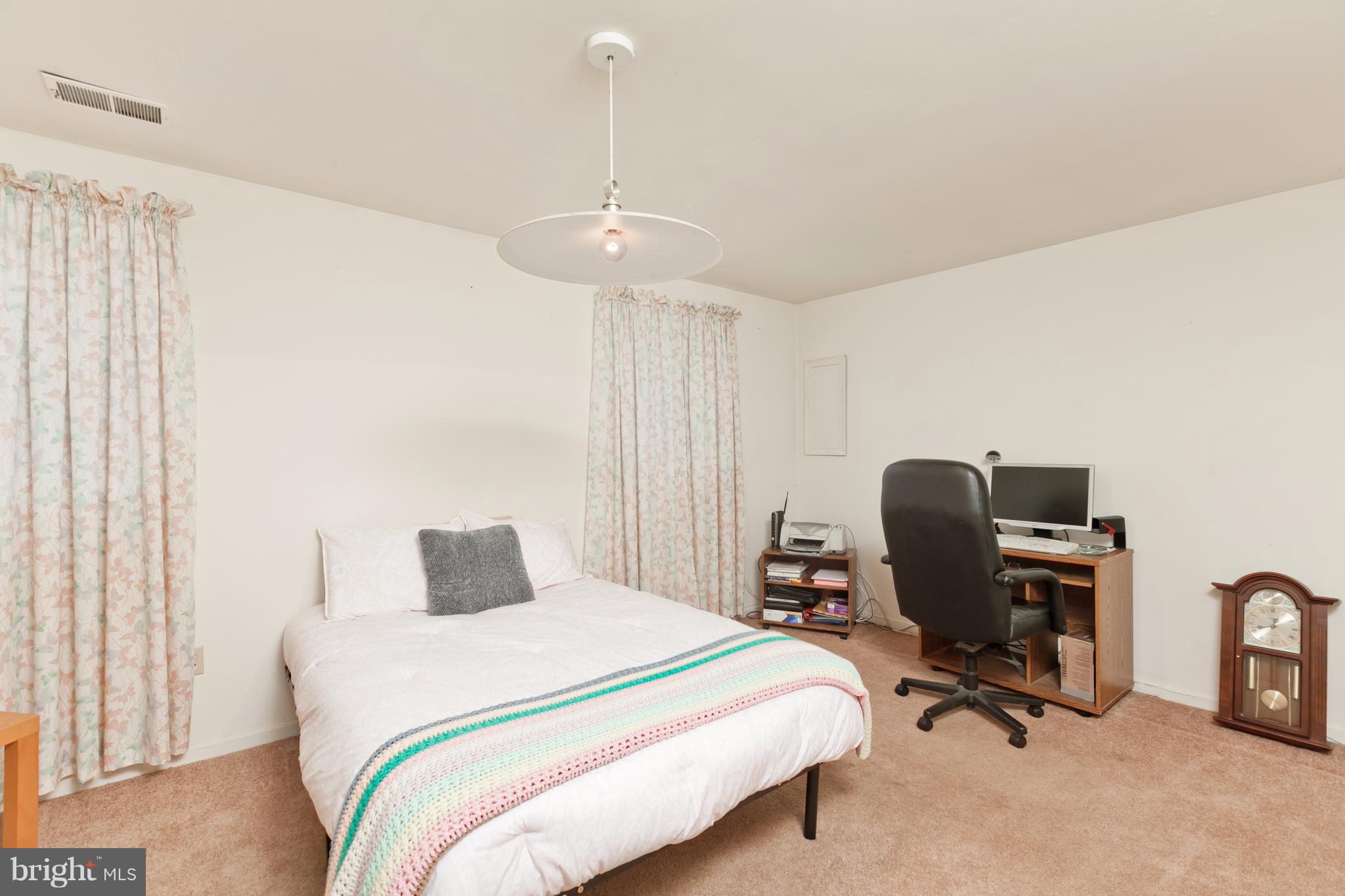 10117 Clearspring Road Damascus, MD 20872 - Photo 21 of 30 Bedroom on Family Room level