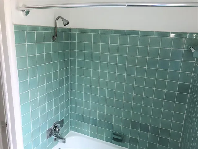 a view of a window in a room