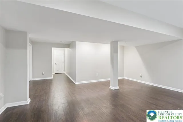 $2,695 | 270 Milkweed Drive, Allentown, PA 18104