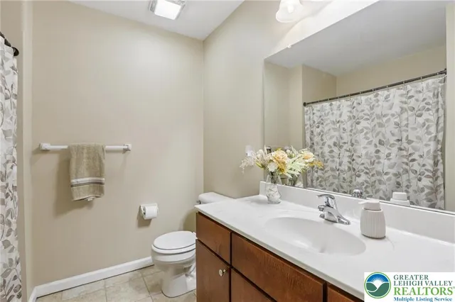 $2,695 | 270 Milkweed Drive, Allentown, PA 18104