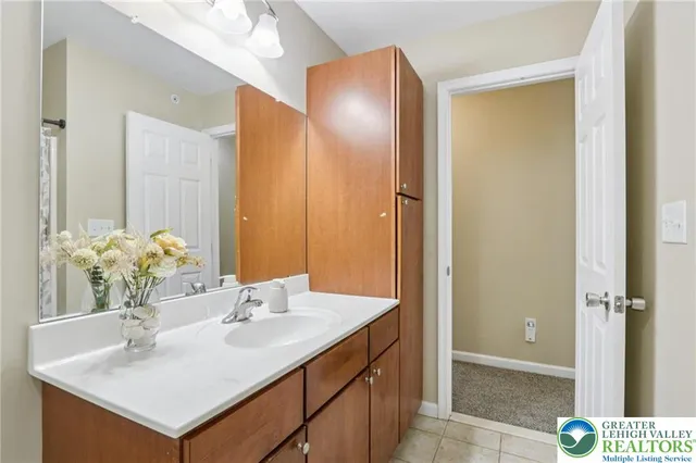 $2,695 | 270 Milkweed Drive, Allentown, PA 18104