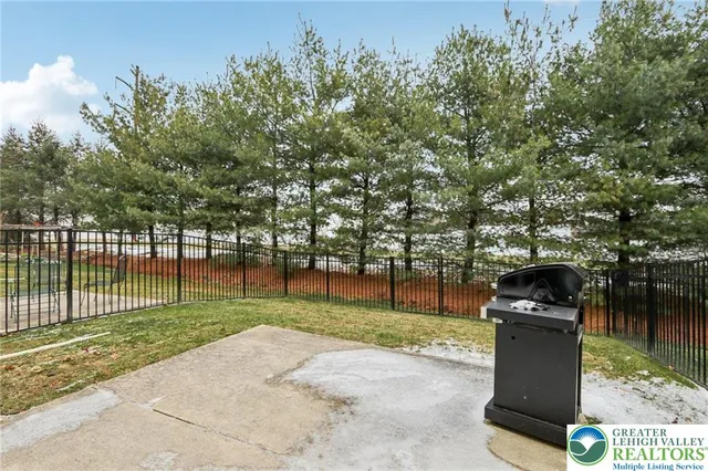 $2,695 | 270 Milkweed Drive, Allentown, PA 18104