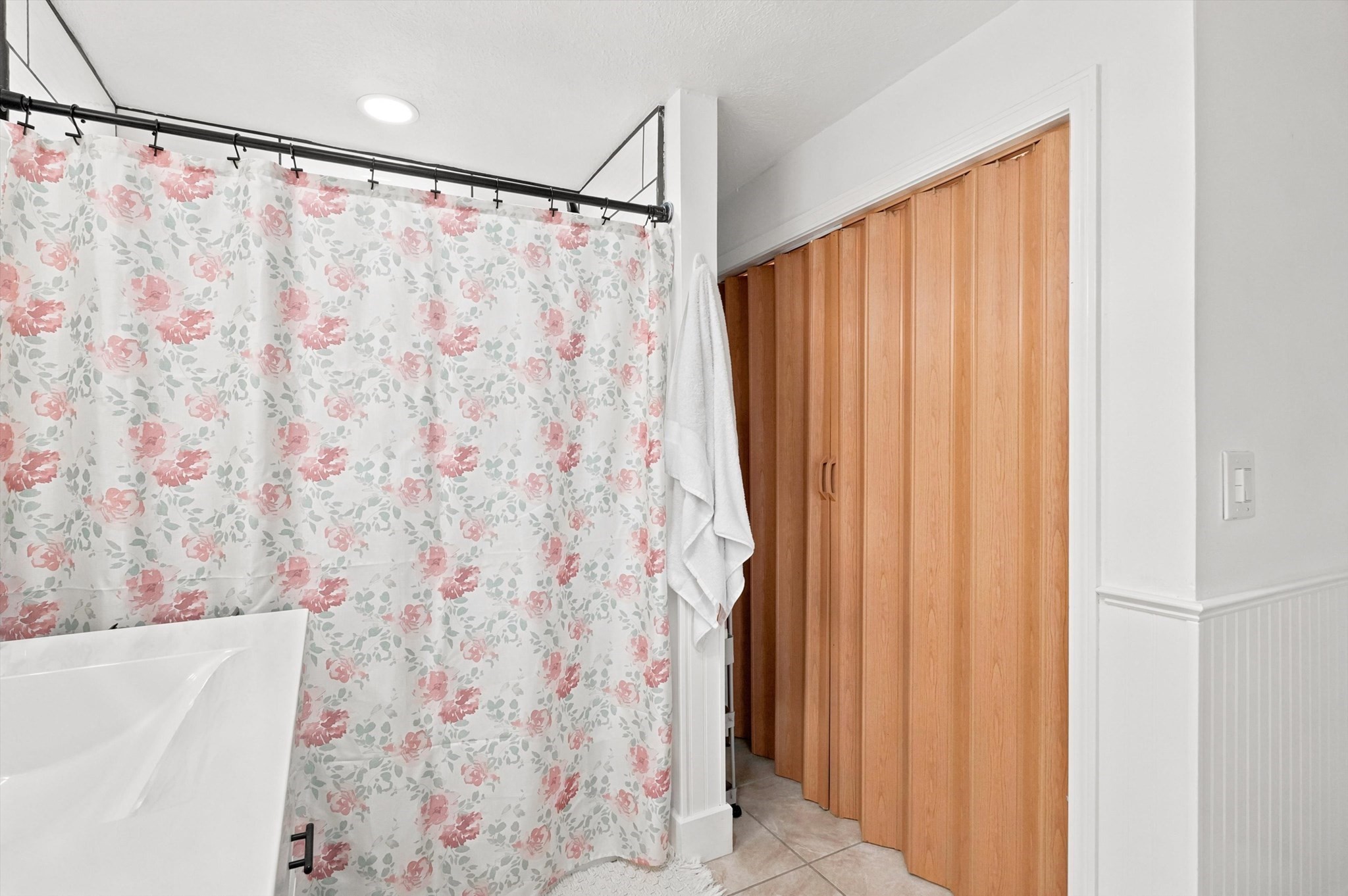 25 Orient Street Worcester, MA 01604 - Photo 24 of 36 Gallery Image 24