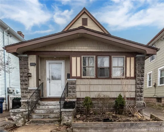 $1,250 | 107 Hawley Street, Unit 2, Buffalo, NY 14213