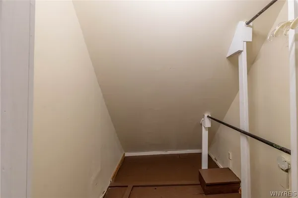 $1,250 | 107 Hawley Street, Unit 2, Buffalo, NY 14213