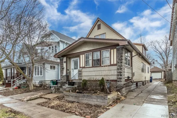 $1,250 | 107 Hawley Street, Unit 2, Buffalo, NY 14213