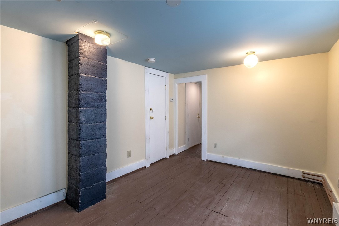 107 Hawley Street, Unit 2 Buffalo, NY 14213 - Photo 22 of 24 Additional bedroom or living room