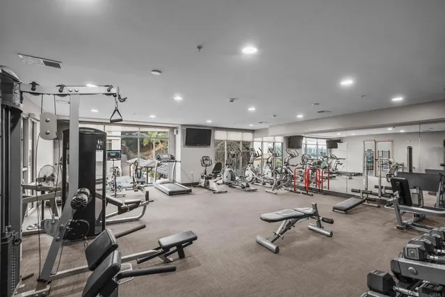 $1,160,000 | 1019 Costa Pacifica Way, Unit 1210, Oceanside, CA 92054