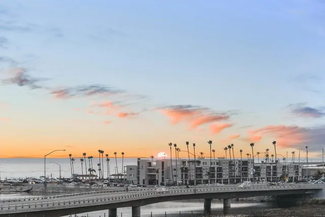 $1,160,000 | 1019 Costa Pacifica Way, Unit 1210, Oceanside, CA 92054