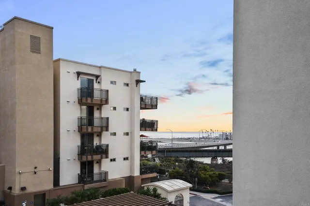 $1,160,000 | 1019 Costa Pacifica Way, Unit 1210, Oceanside, CA 92054