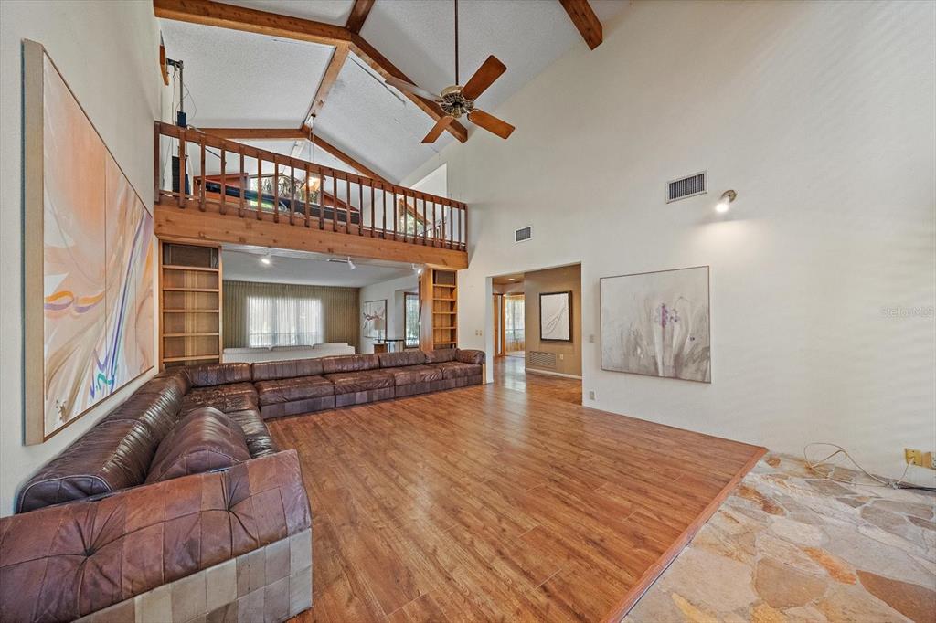 6841 Porter Road Sarasota, FL 34240 - Photo 6 of 41 Gallery Image 6