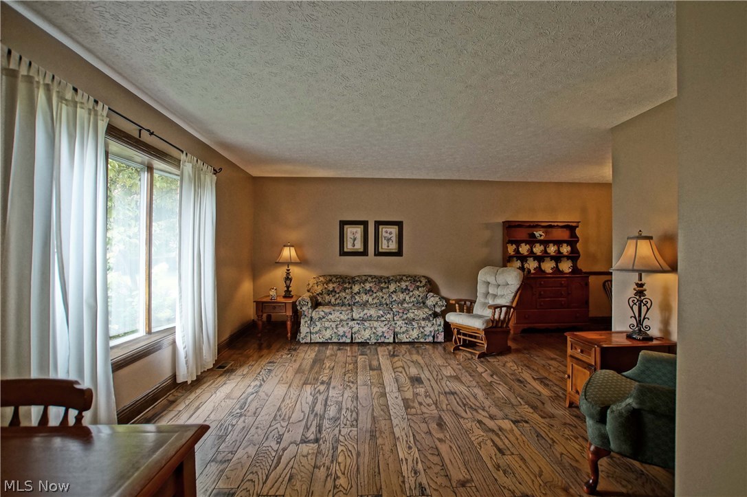 8317 Midland Road Mentor, OH 44060 - Photo 5 of 25 Gallery Image 5