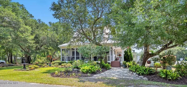 $459,900 | 705 Cypress Lakes Circle Southeast, Bolivia, NC 28422