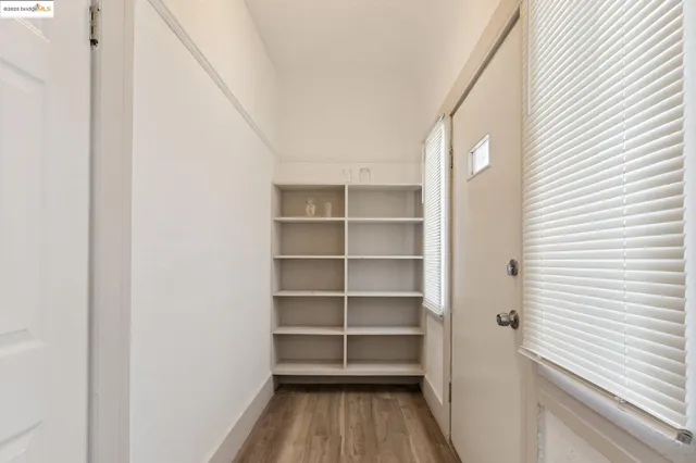 $725,000 | 2322 East 21st Street, Oakland, CA 94601