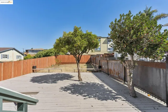 $725,000 | 2322 East 21st Street, Oakland, CA 94601