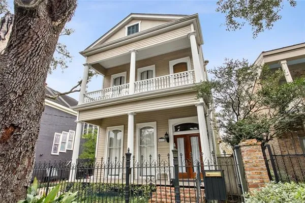 $1,900 | 4621 Prytania Street, Unit 1B, New Orleans, LA 70115