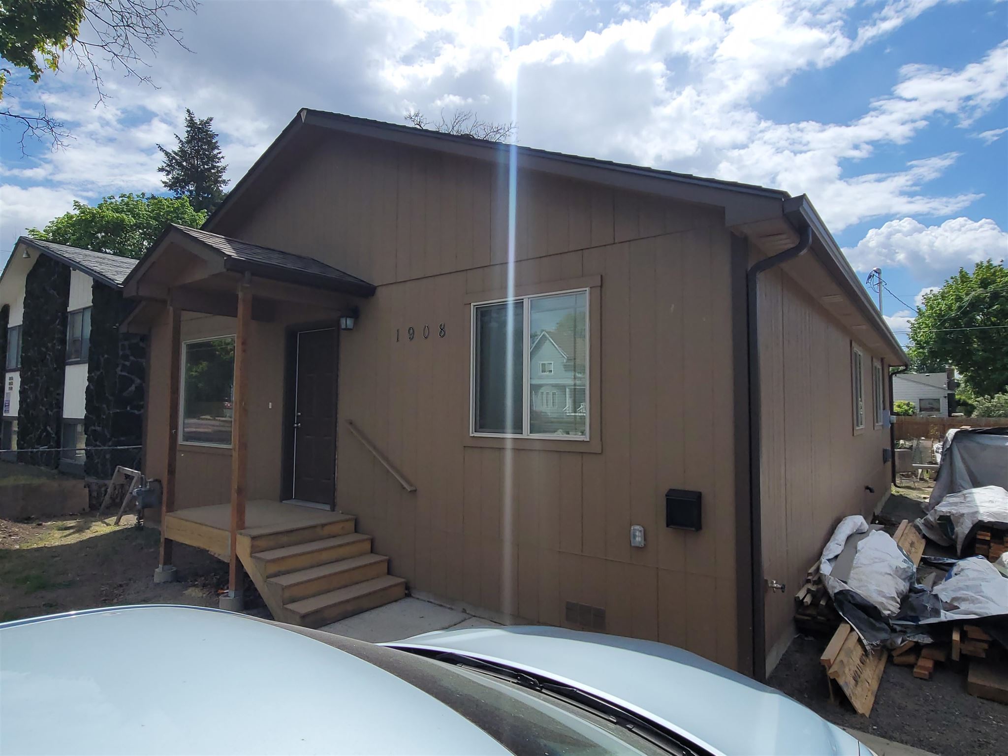 1908 East Wellesley Avenue Spokane, WA 99207 - Photo 4 of 18