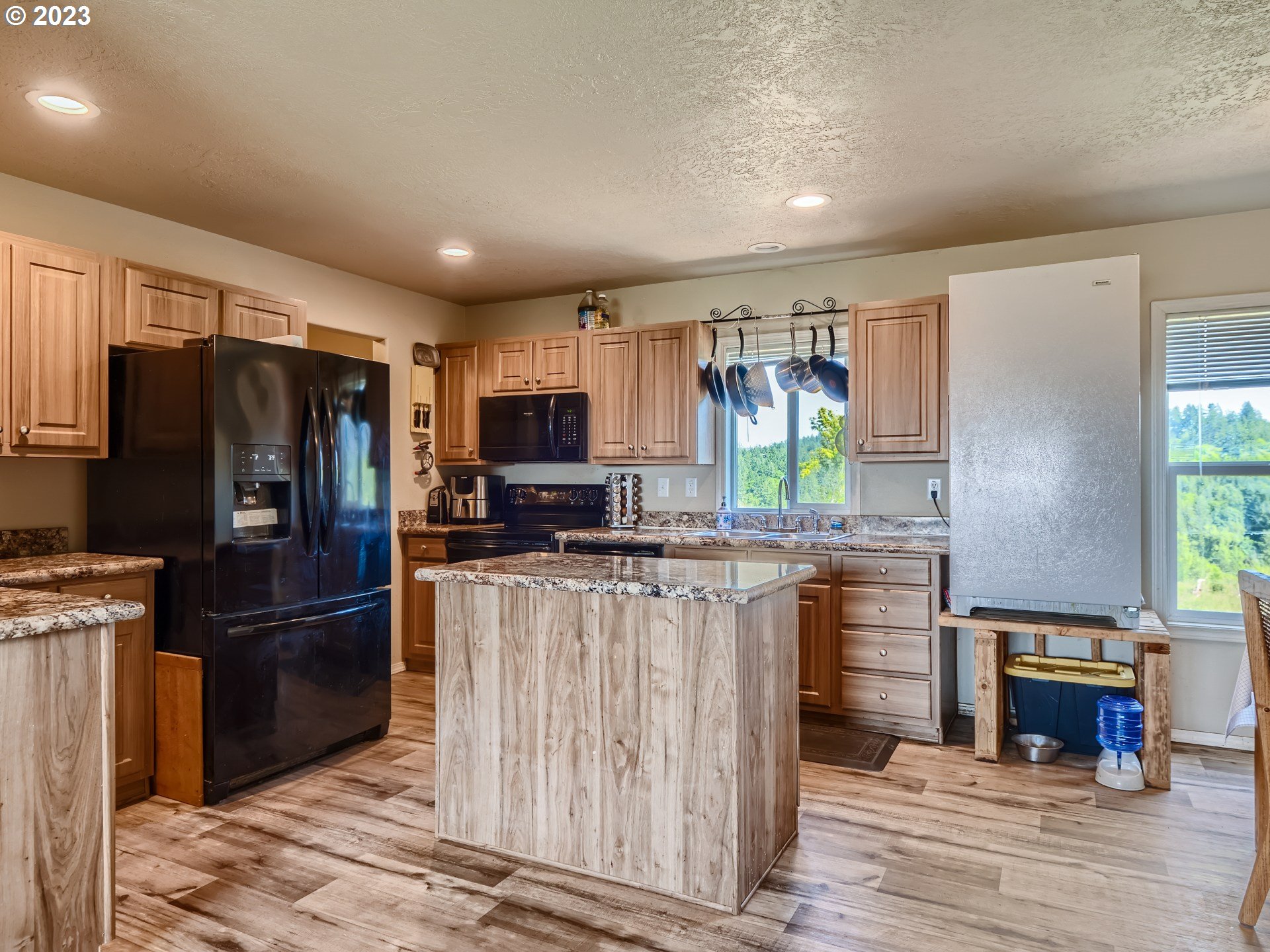 23070 Northeast Albertson Road Gaston, OR 97119 - Photo 5 of 25 Gallery Image 5